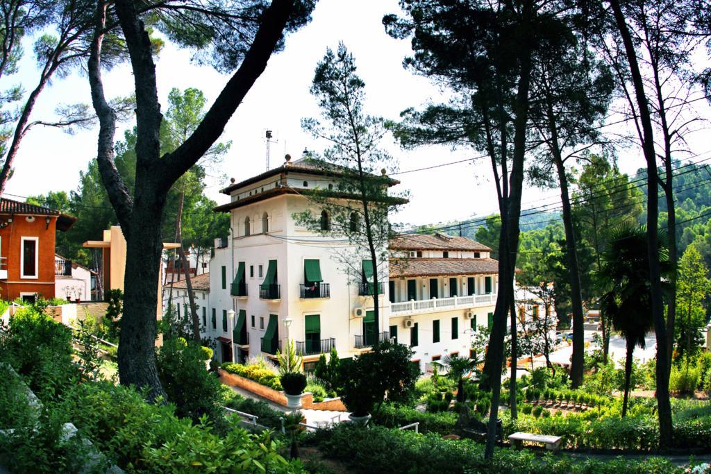 Balneario De Cofrentes Hotel Exterior photo